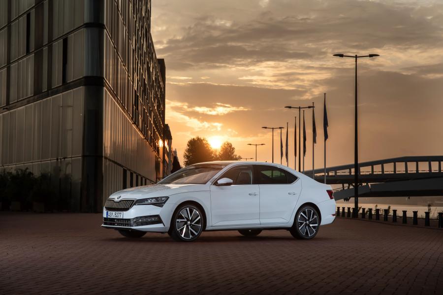  Skoda Superb iV 2019 года  (WW) (фото 28 из 55)